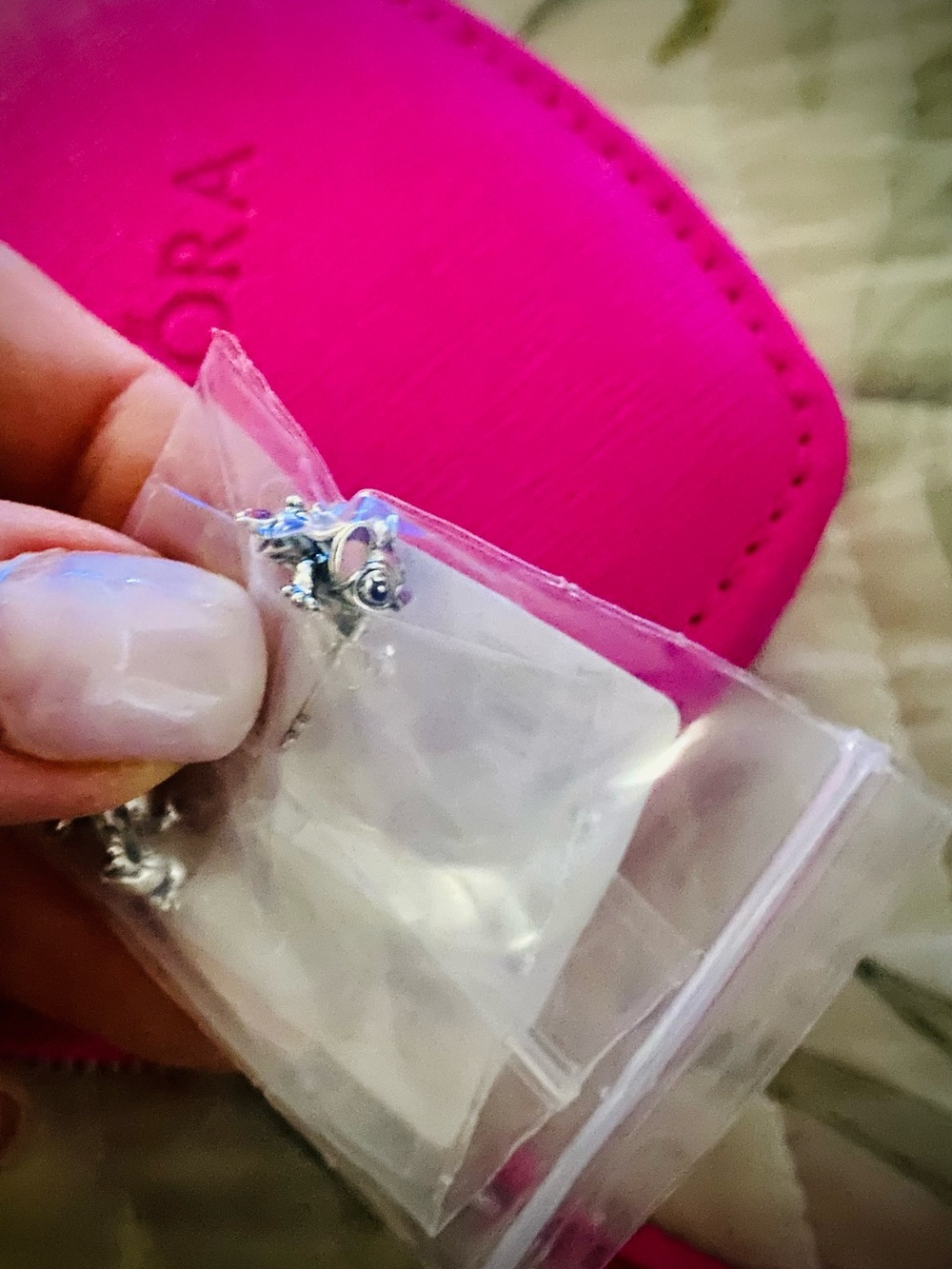 Authentic Pandora X Disney Stitch & Angel Stud Earrings New! - Picture 3 of 6